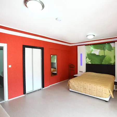 Delfi Hotel Spa & Wellness Center-2