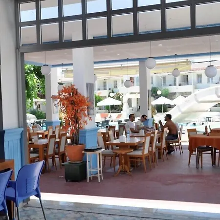 Delfi Hotel Spa & Wellness Center-3